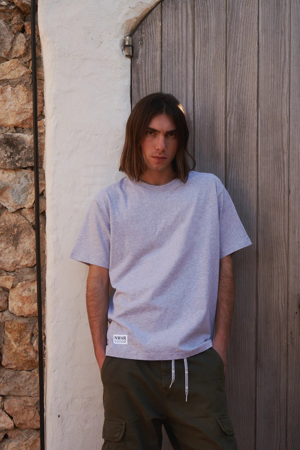 T-SHIRT LABEL GREY