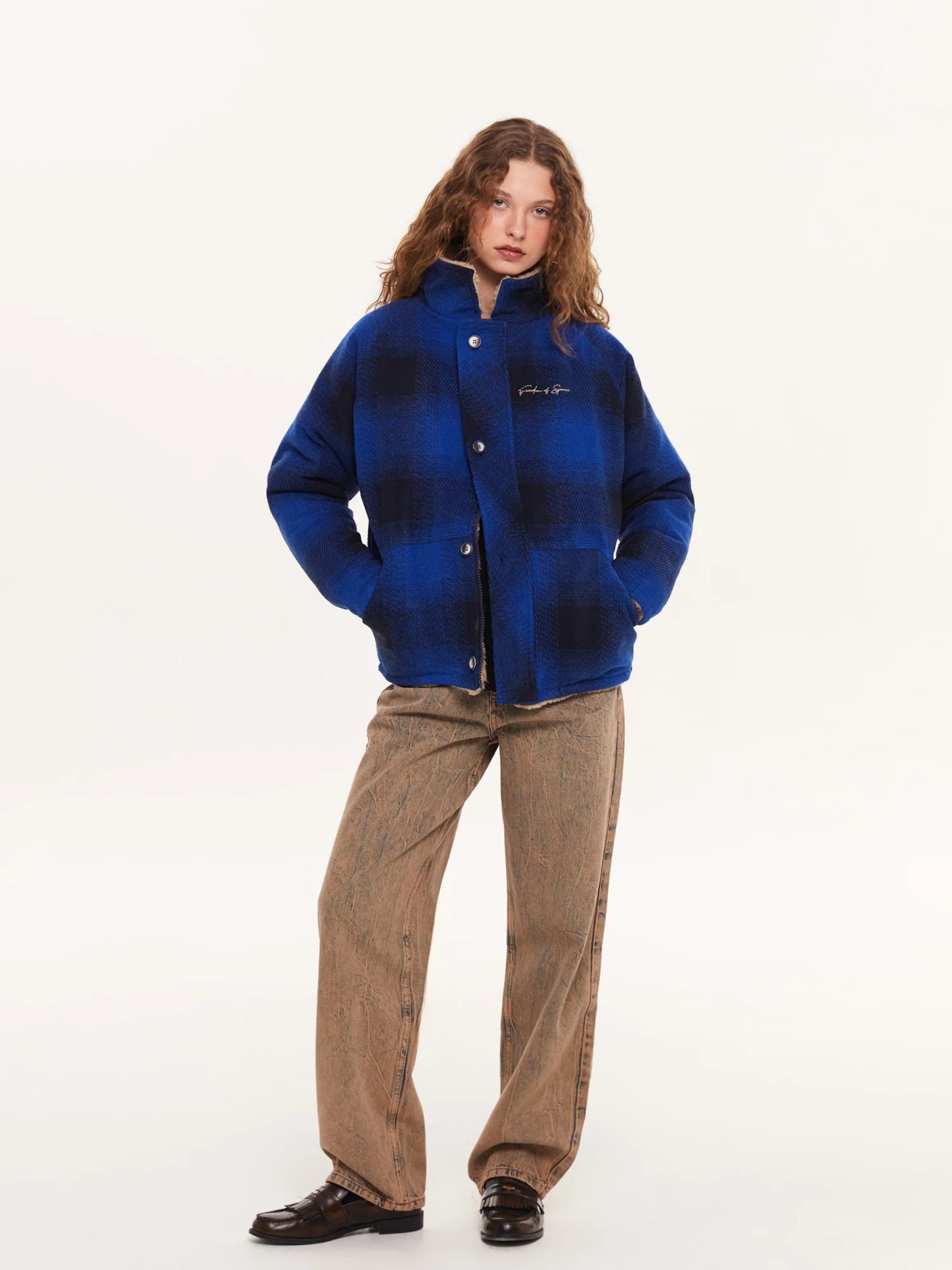 GARMENT-DYE LOOSE FIT JEANS - FRONT OF