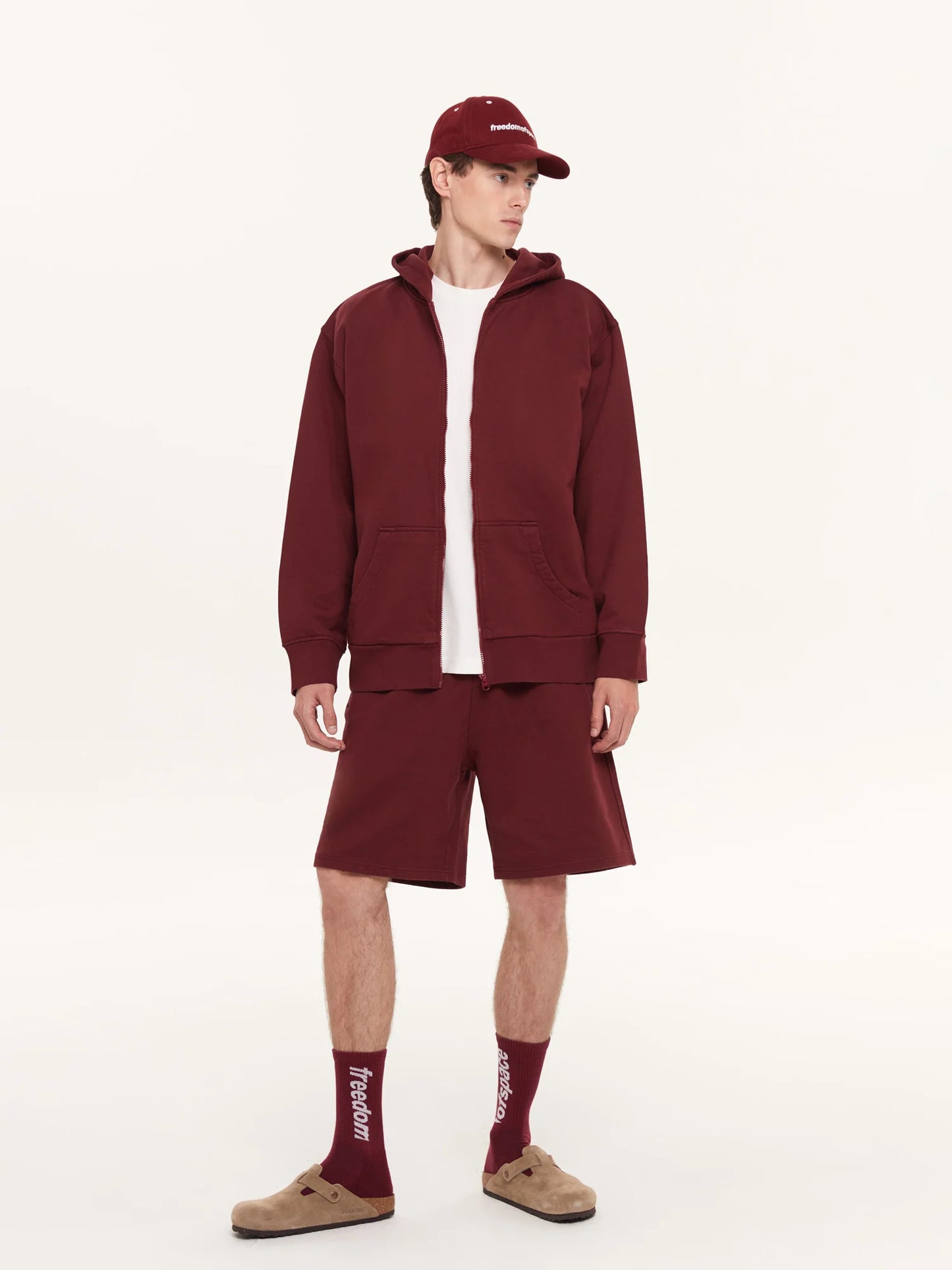 A SIMPLE FULL ZIP HOODIE BORDEAUX - FRONT OF