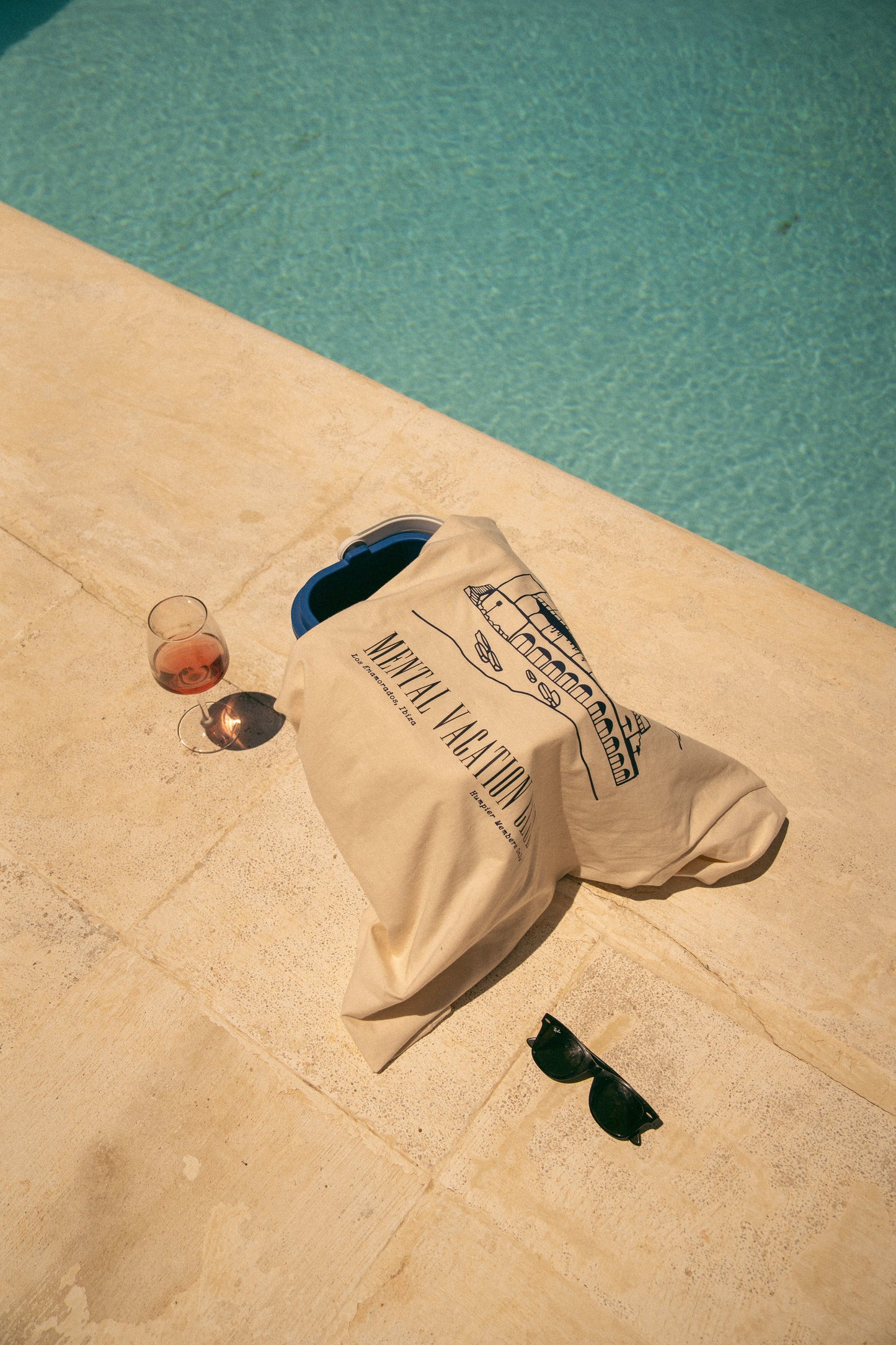 T-SHIRT MENTAL VACATION