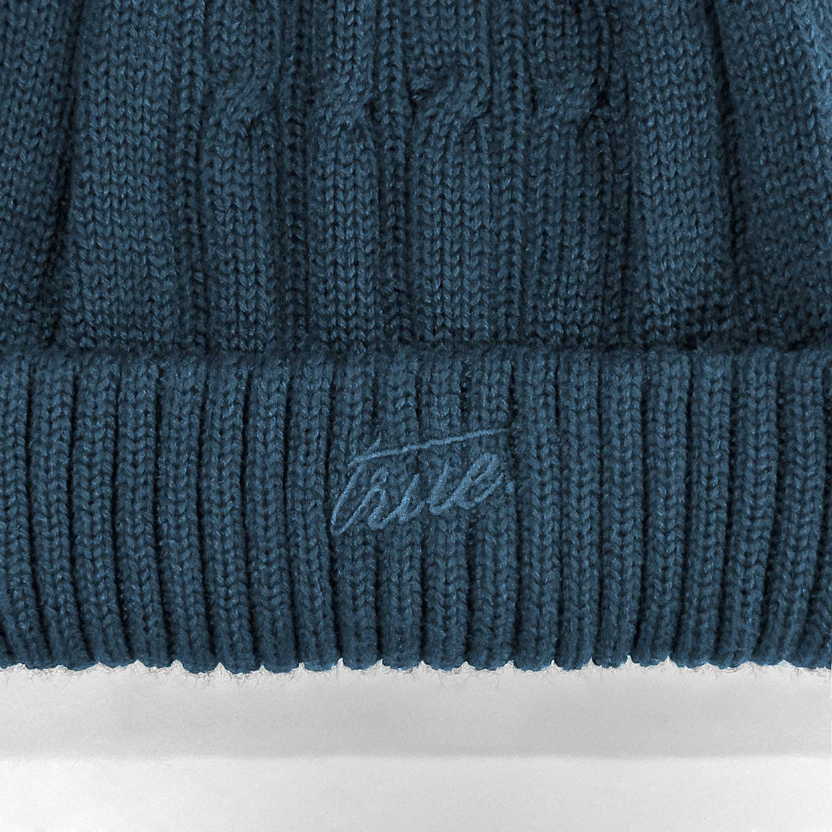 DAILY KNIT BEANIE DEEP BLUE - FRONT OF