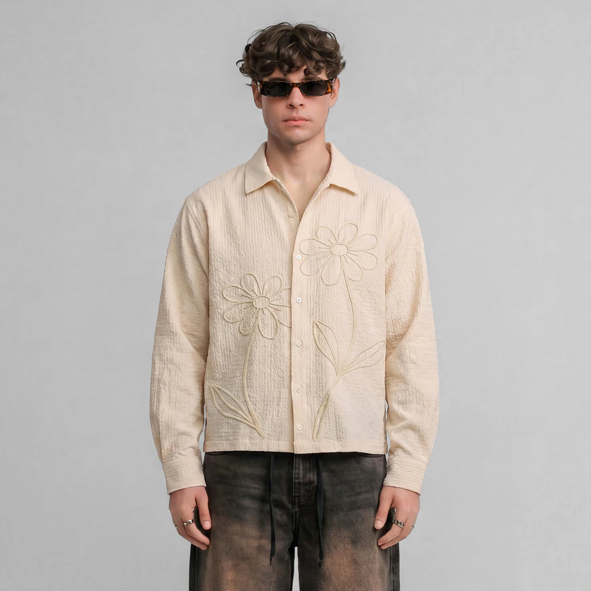 EMBROIDERED LONGSLEEVE BOXY SHIRT SAND - FRONT OF
