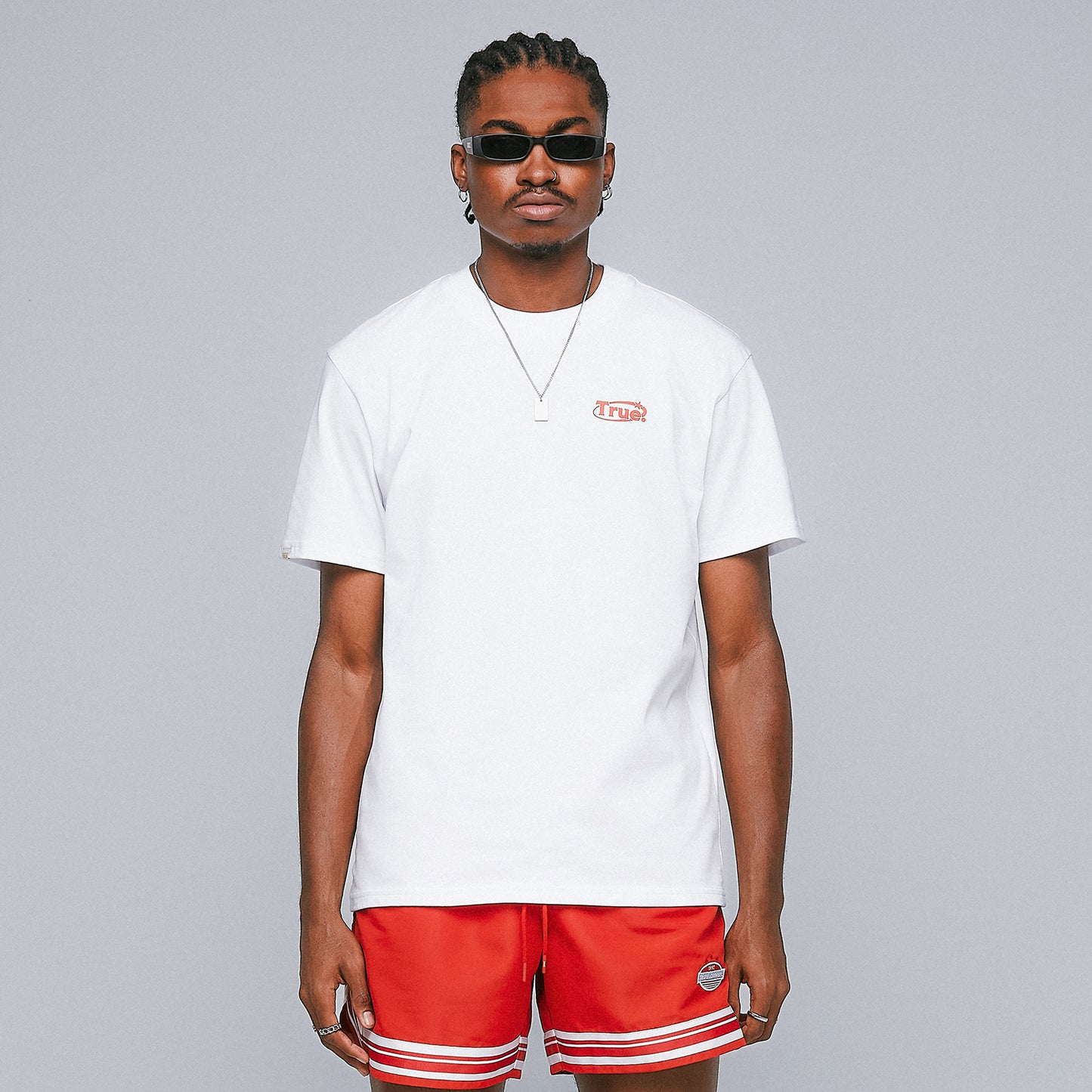 EVERYDAY LOGO T-SHIRT WHITE - FRONT OF.