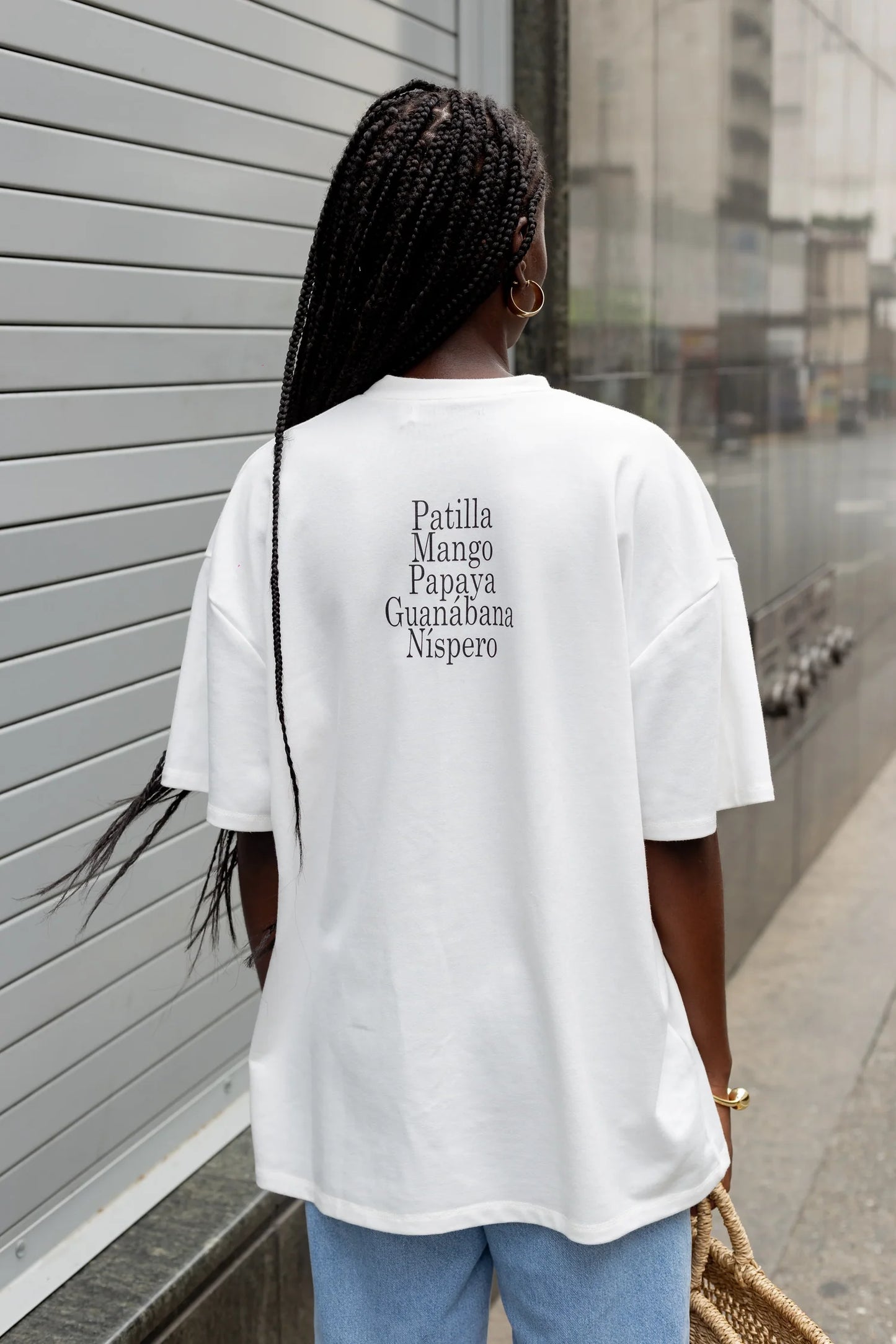 FRUTAS DE TEMPORADA T-SHIRT - FRONT OF
