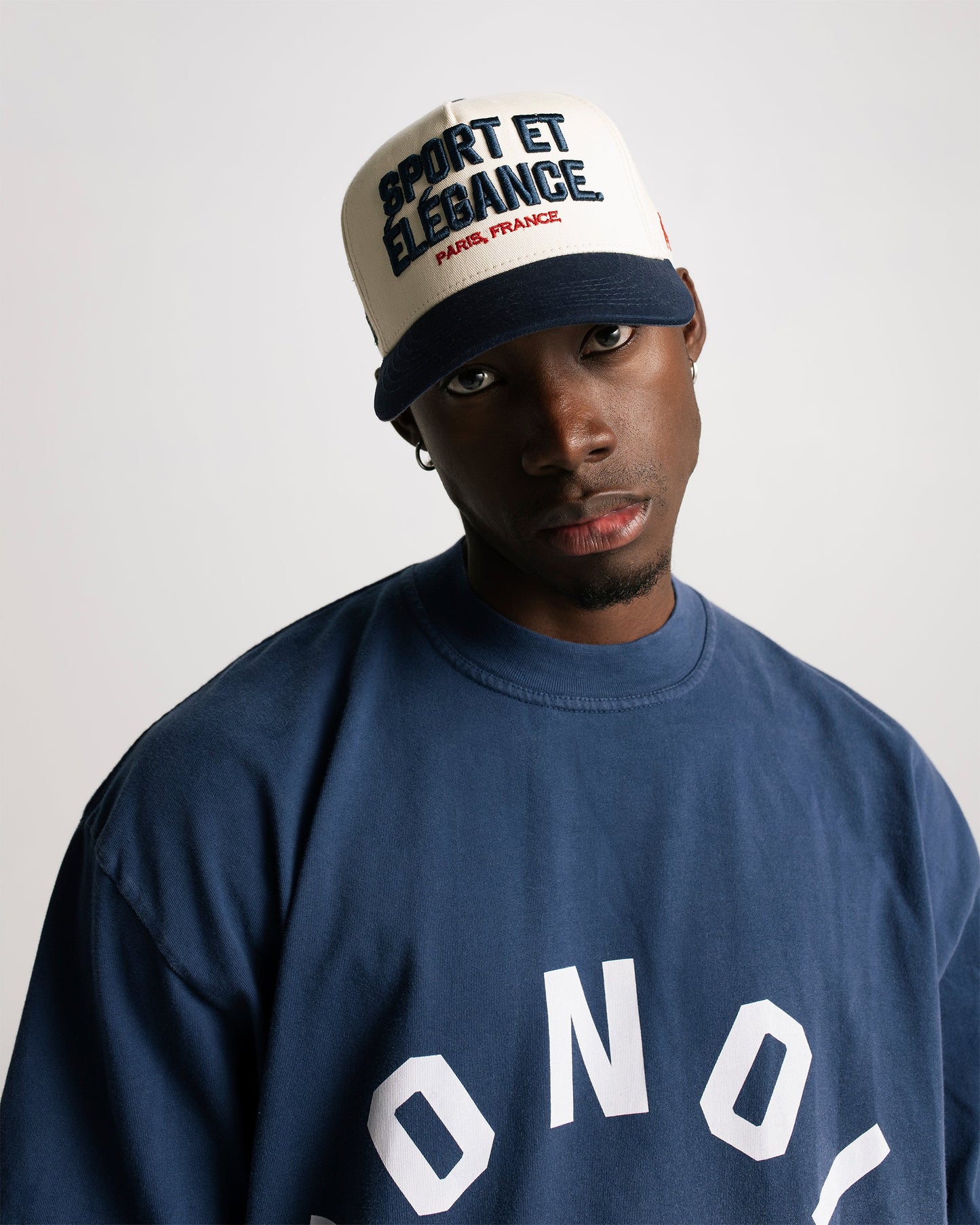 MONOIC PARIS BOXY FIT T-SHIRT GRADIENT NAVY BLUE - FRONT OF