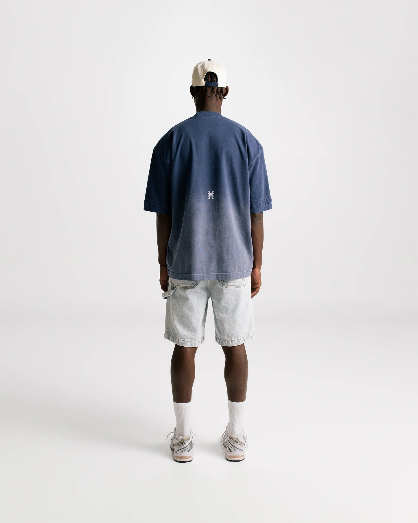 MONOIC PARIS BOXY FIT T-SHIRT GRADIENT NAVY BLUE - FRONT OF