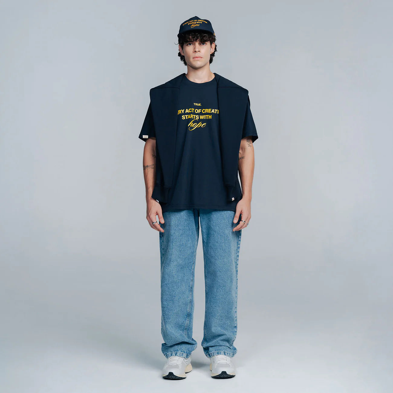 T-SHIRT HOPE DARK BLUE - FRONT OF