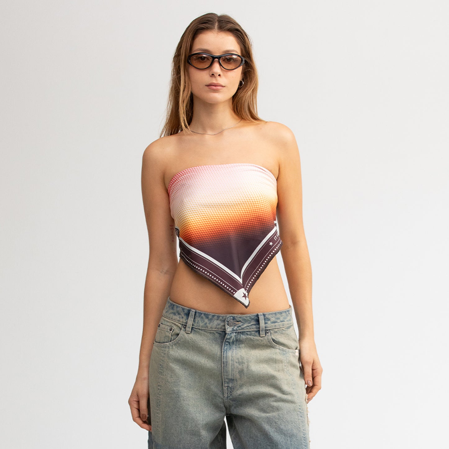 GRADIENT BANDANA PINK - FRONT OF