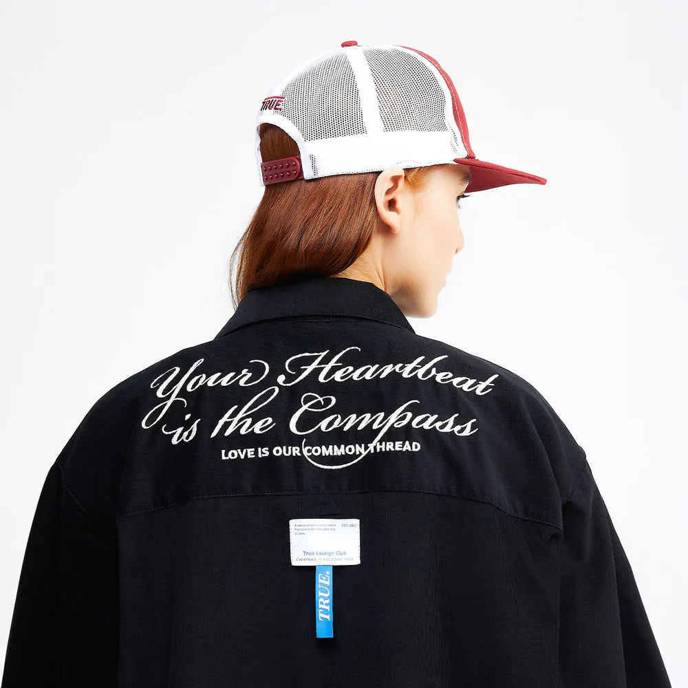 HEARTBEAT BOXY SHIRT BLACK - FRONT OF.