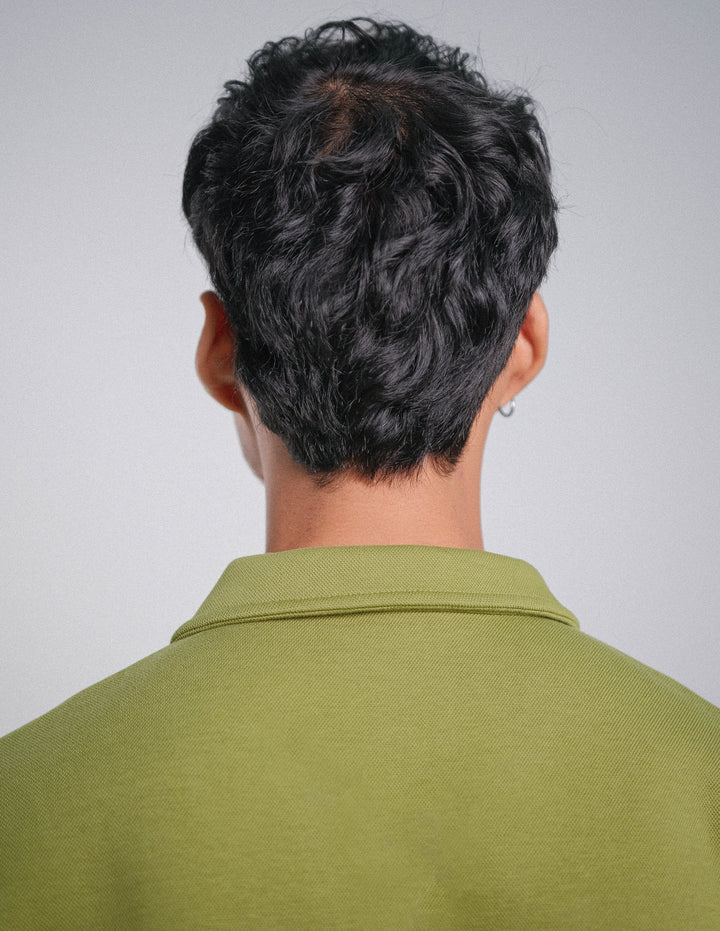 POLO TARDE Y TE VERDE OLIVA - FRONT OF
