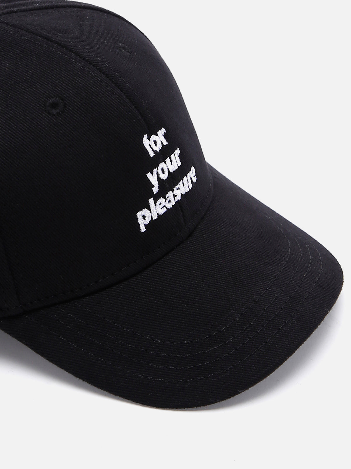 GORRA FOR YOUR PLEASURE BLACK - FRONT OF.