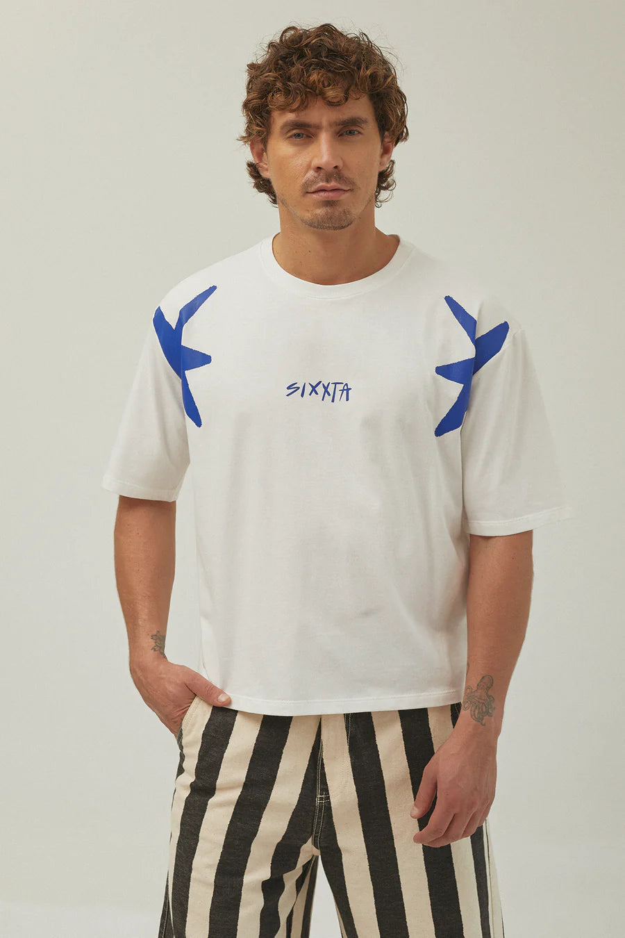 ICONIC ESTRELLADA T-SHIRT WHITE - FRONT OF.