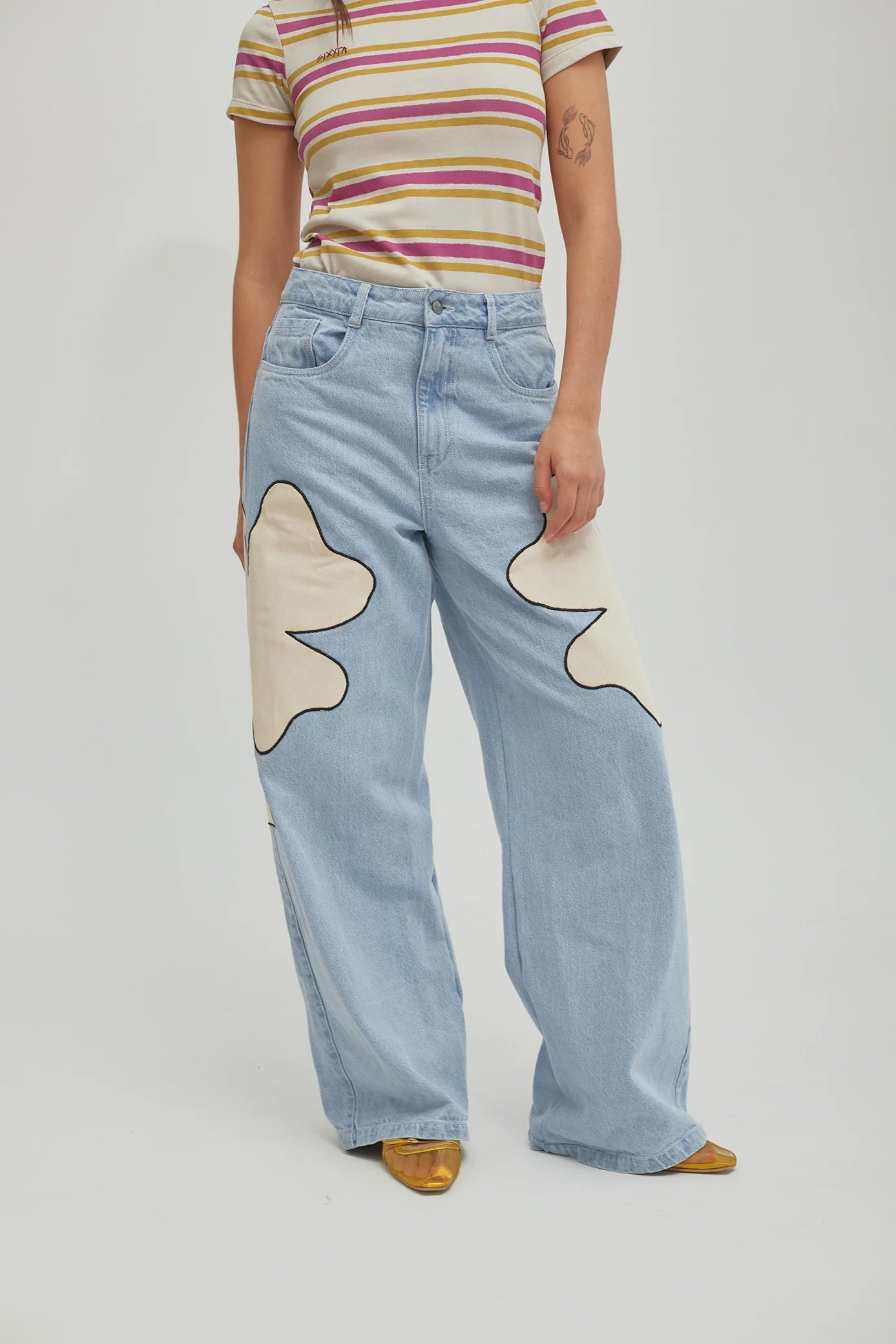 SIXXTA CLOVER CHILL JEANS - FRONT OF