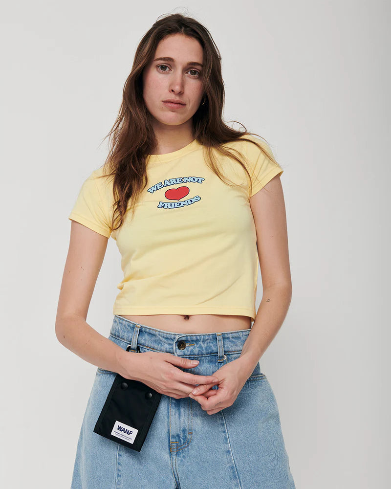 LOVE SUNNY CROP T-SHIRT YELLOW - FRONT OF