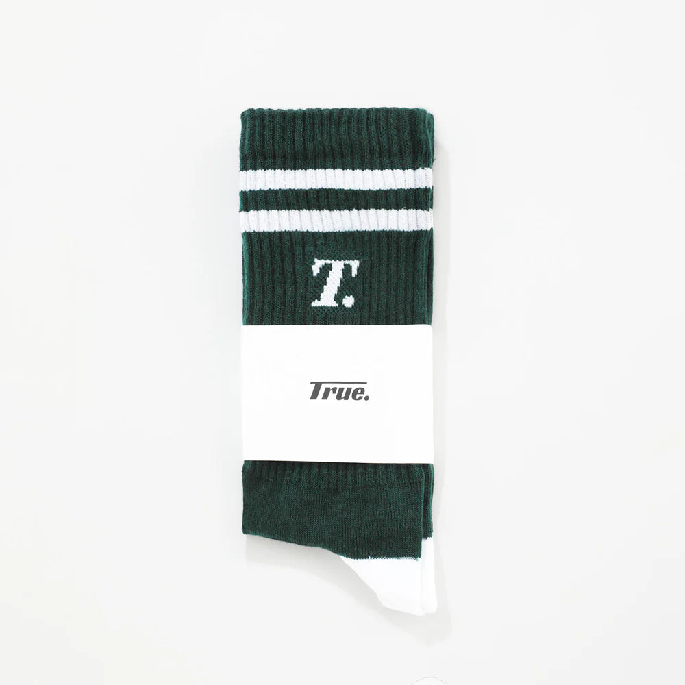 LOUNGE SOCKS PINE GREEN - FRONT OF.