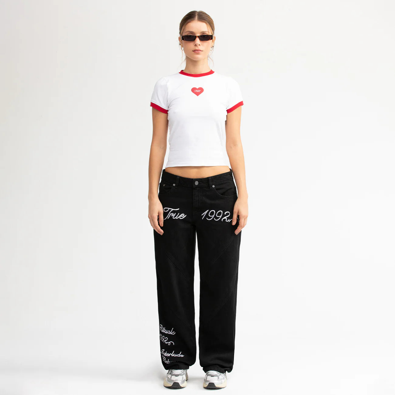 MEMORIES SLIM T-SHIRT WHITE - FRONT OF
