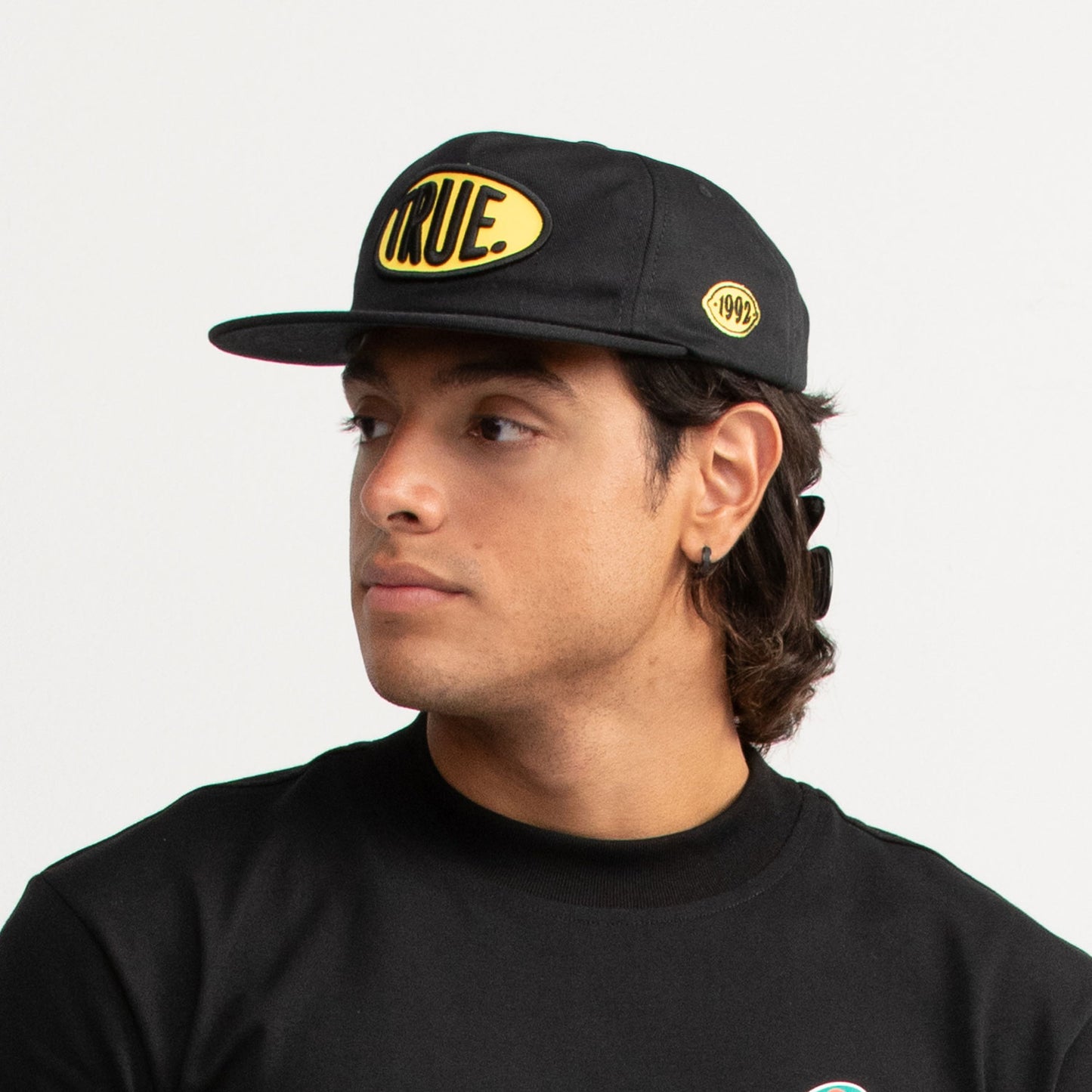 PARAISO GORRA GOLFER BLACK - FRONT OF