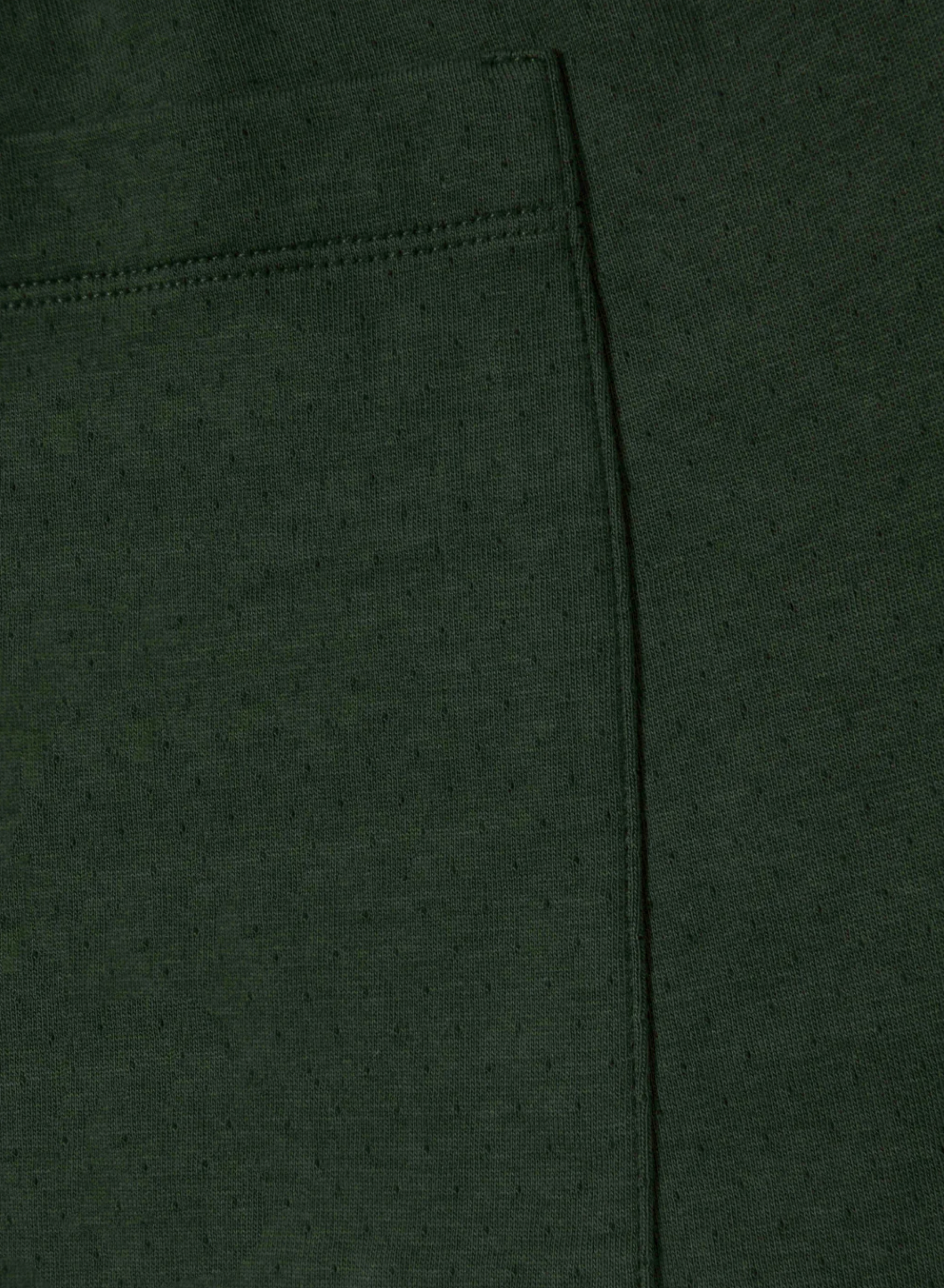 INTERLOCK SHORT GREEN - FRONT OF.