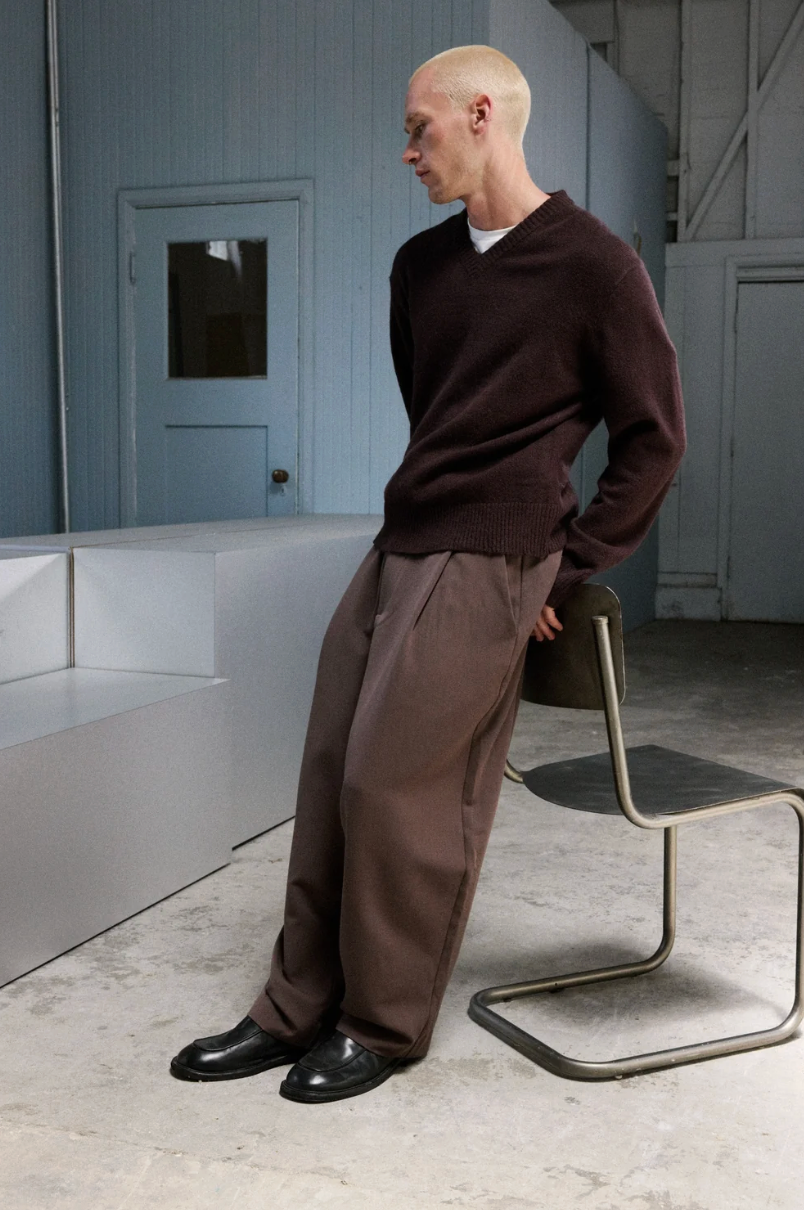 THE HENRY PANTS CHARCOAL - FRONT OF