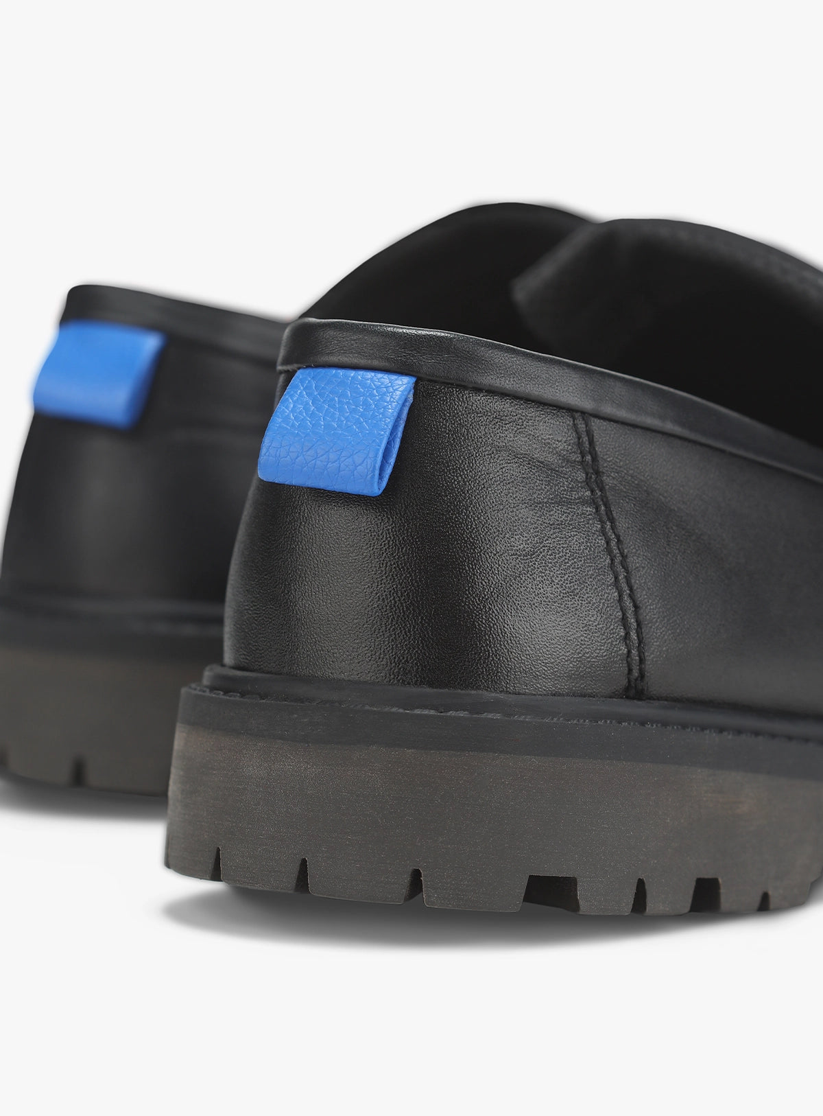 THE LOAFER - FRONT OF