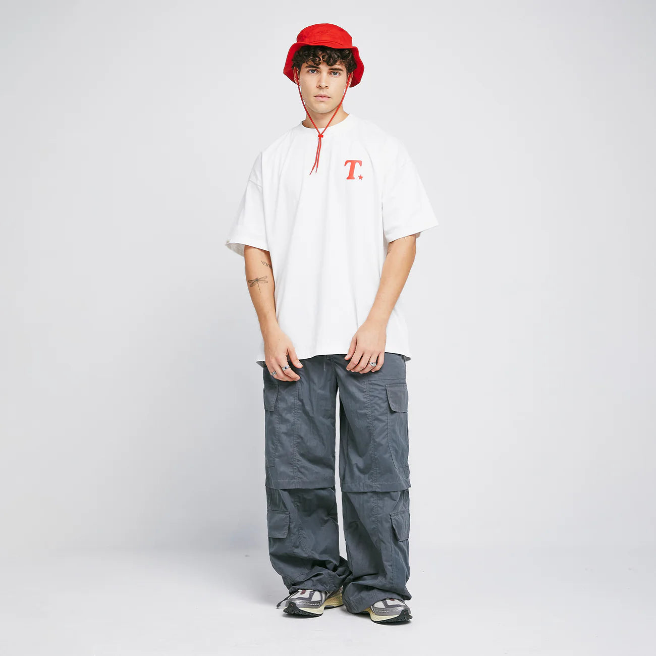 T-SHIRT THE JOURNEY OVERSIZED CREAM - FRONT OF