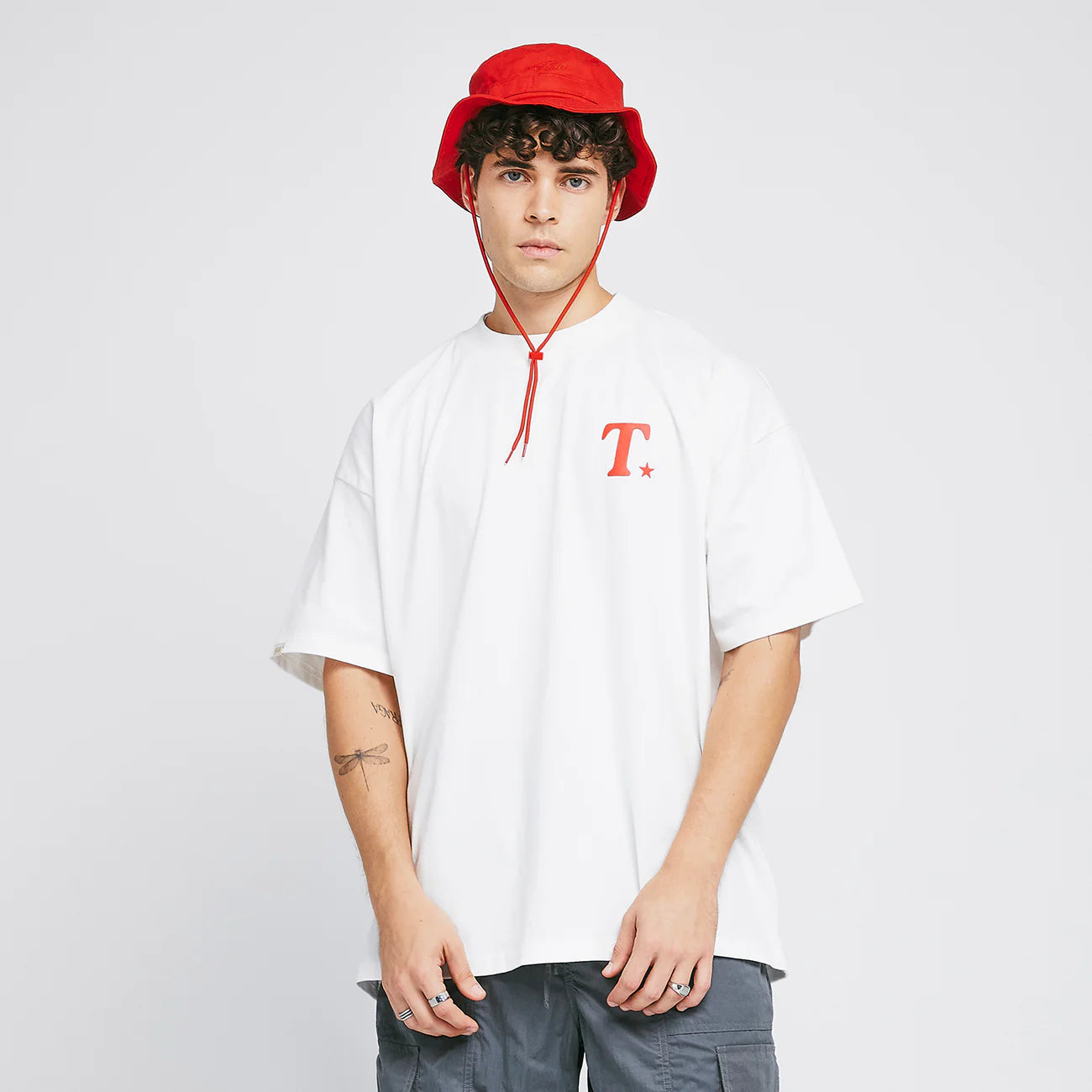 T-SHIRT THE JOURNEY OVERSIZED CREAM - FRONT OF