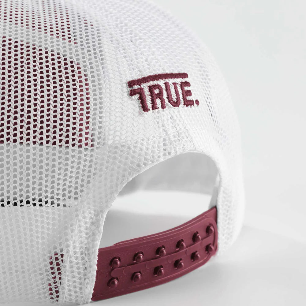 GORRA TRUE LOUNGE GOLFER DEEP RED - FRONT OF.
