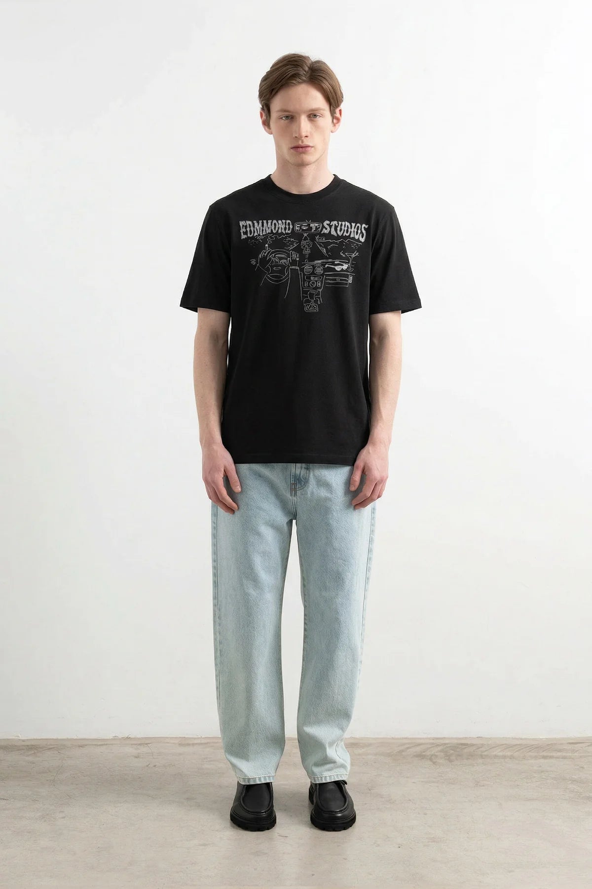 FRESH CLASSICS BLACK EDMMOND - FRONT Of