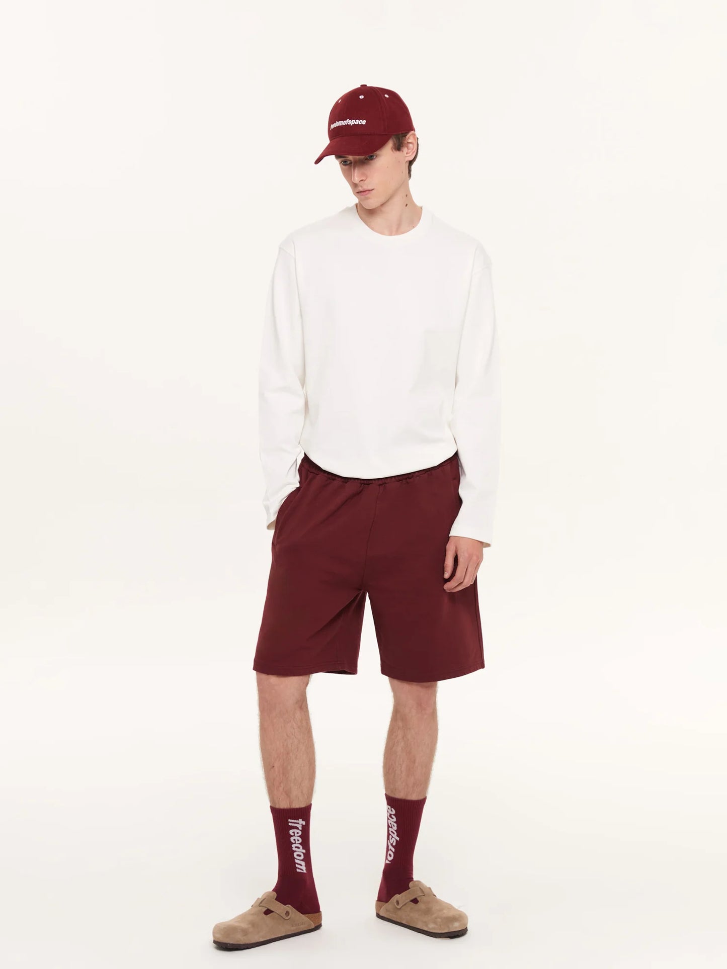A SIMPLE SHORT BORDEAUX - FRONT OF