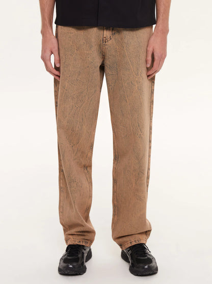 GARMENT-DYE LOOSE FIT JEANS - FRONT OF
