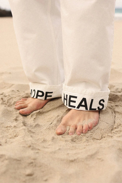 PANTALON PINZA HOPE HEALS - FRONT OF