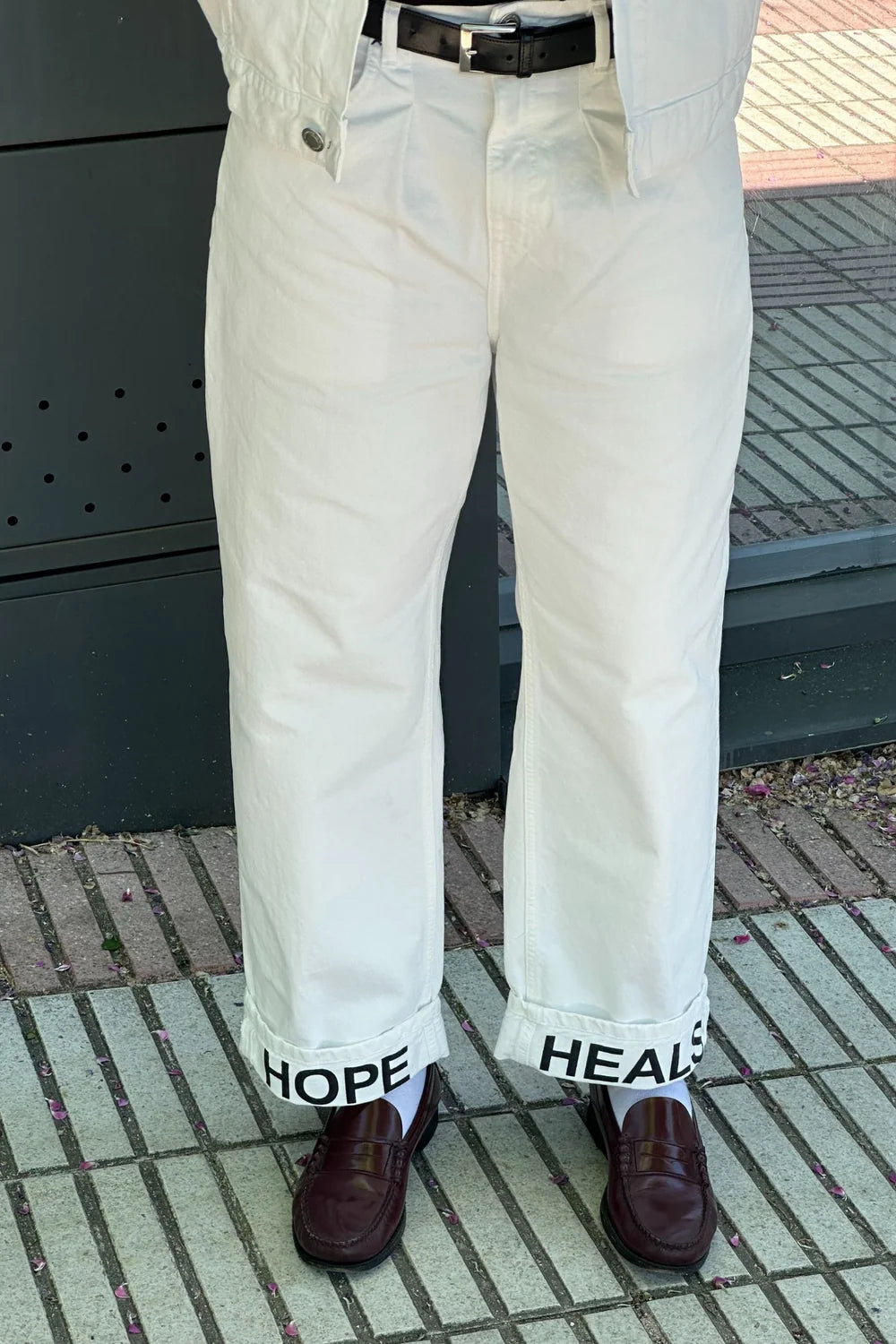 PANTALON PINZA HOPE HEALS - FRONT OF