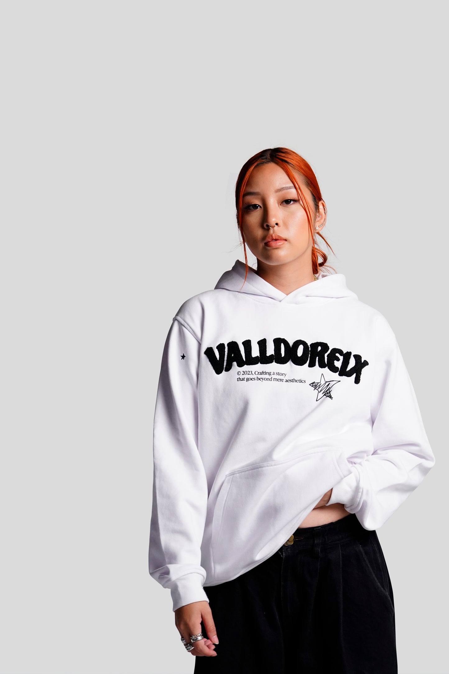 TACTICAL TRAINING HOODIE WHITE - FRONT OF