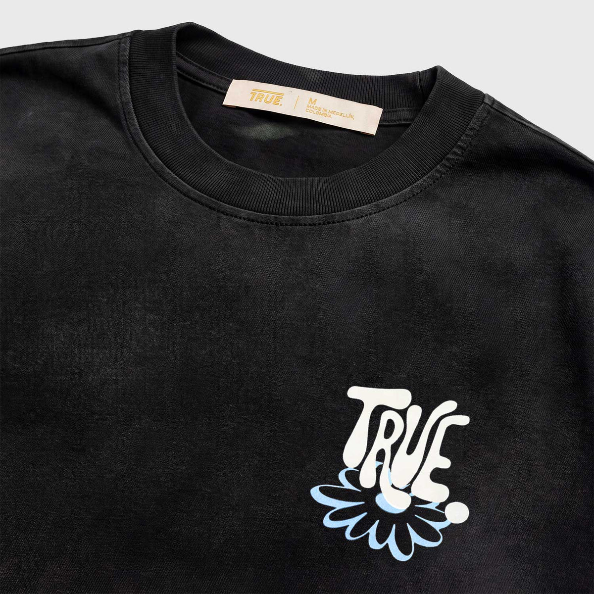 BLOOM BOXY T-SHIRT WASHED BLACK - FRONT OF