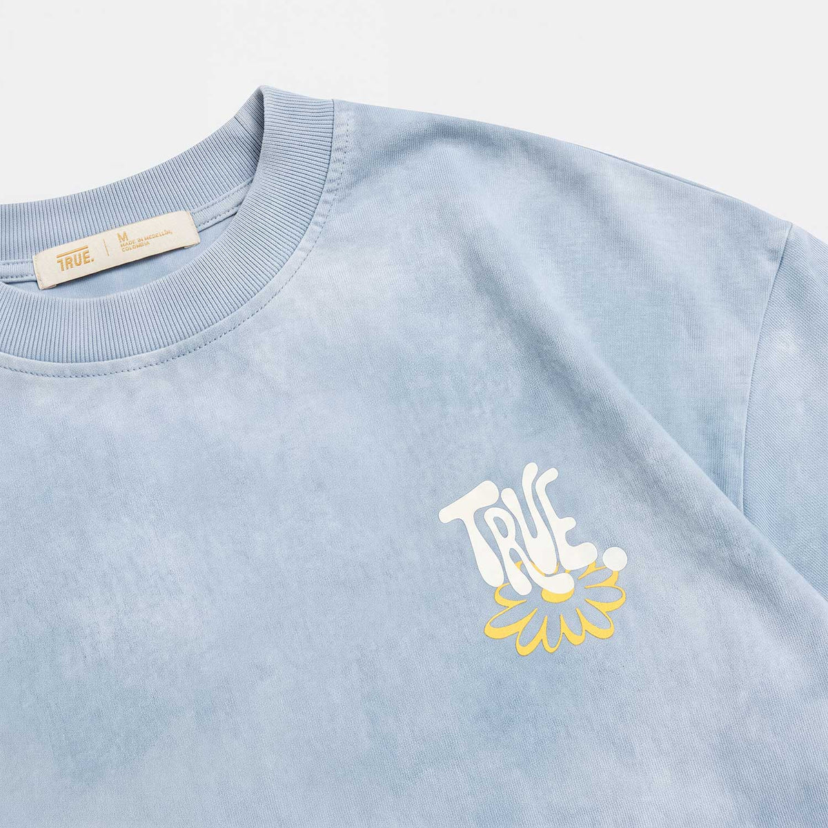 BLOOM BOXY T-SHIRT WASHED BLUE - FRONT OF