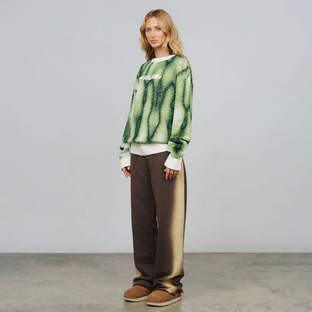 BLURRED KNIT PULLOVER GREEN - FRONT OF