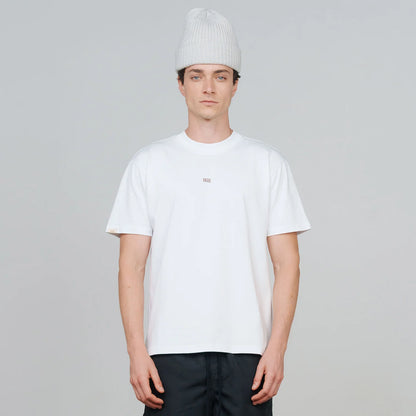 CLASSIC T-SHIRT WHITE - FRONT OF.