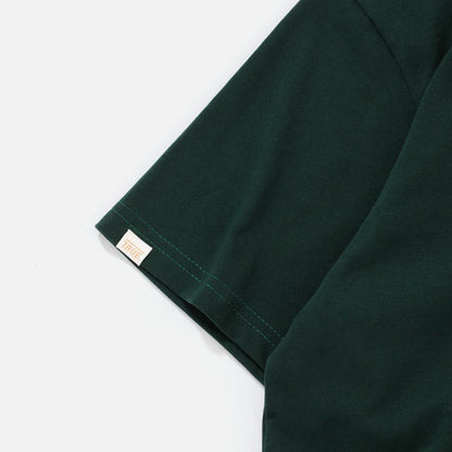 CLASSIC T-SHIRT PINE GREEN - FRONT OF.