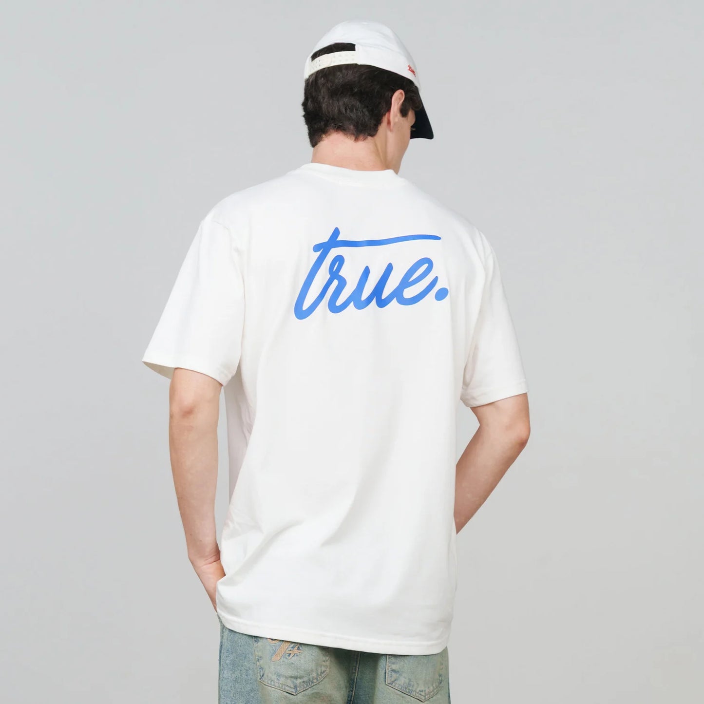 CURSIVE LOGO T-SHIRT CREAM - FRONT OF