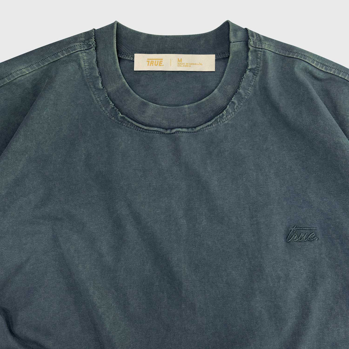 DAILY WASHED BOXY TEE VINTAGE BLUE - FRONT OF