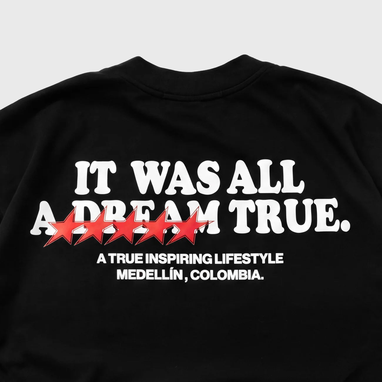DREAM TRUE BOXY T-SHIRT BLACK - FRONT OF