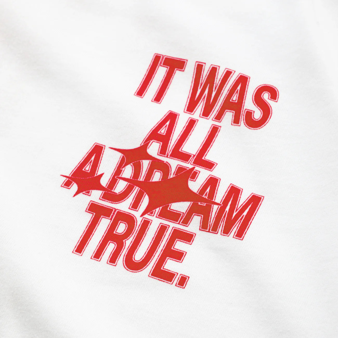 DREAMS BOXY T-SHIRT CREAM - FRONT OF.