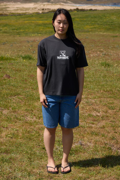 CAMISETA ALL THE PEACE I NEED BLACK - FRONT OF
