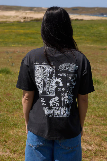 CAMISETA ALL THE PEACE I NEED BLACK - FRONT OF