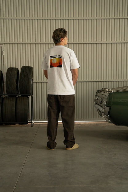CAMISETA GOLDEN HOUR HUMPIER - FRONT OF