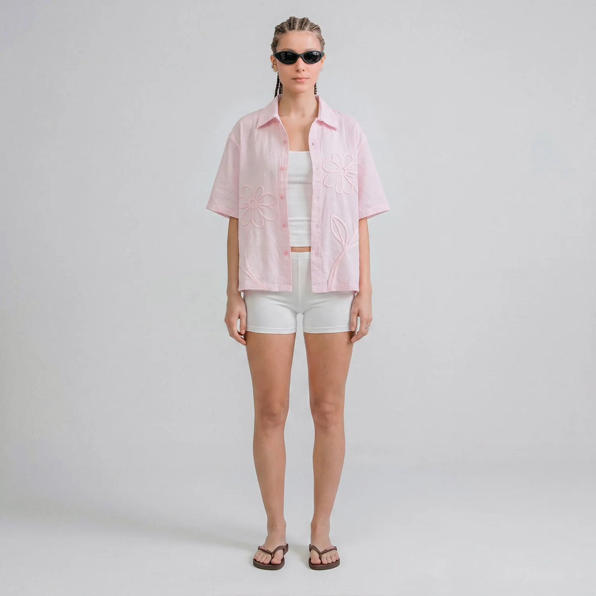 EMBROIDERED FLOWER BOXY SHIRT PINK - FRONT OF
