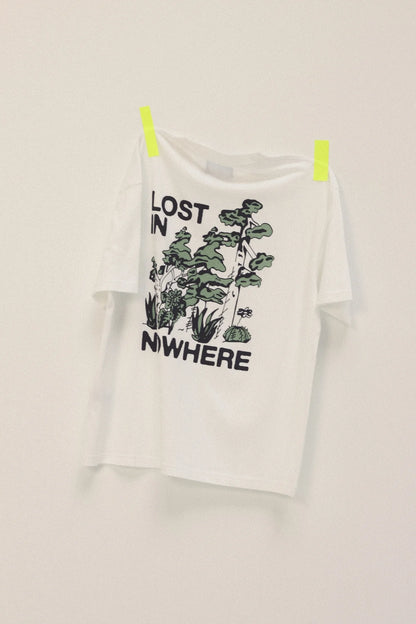CAMISETA LOST IN NOWHERE WHITE - FRONT OF.