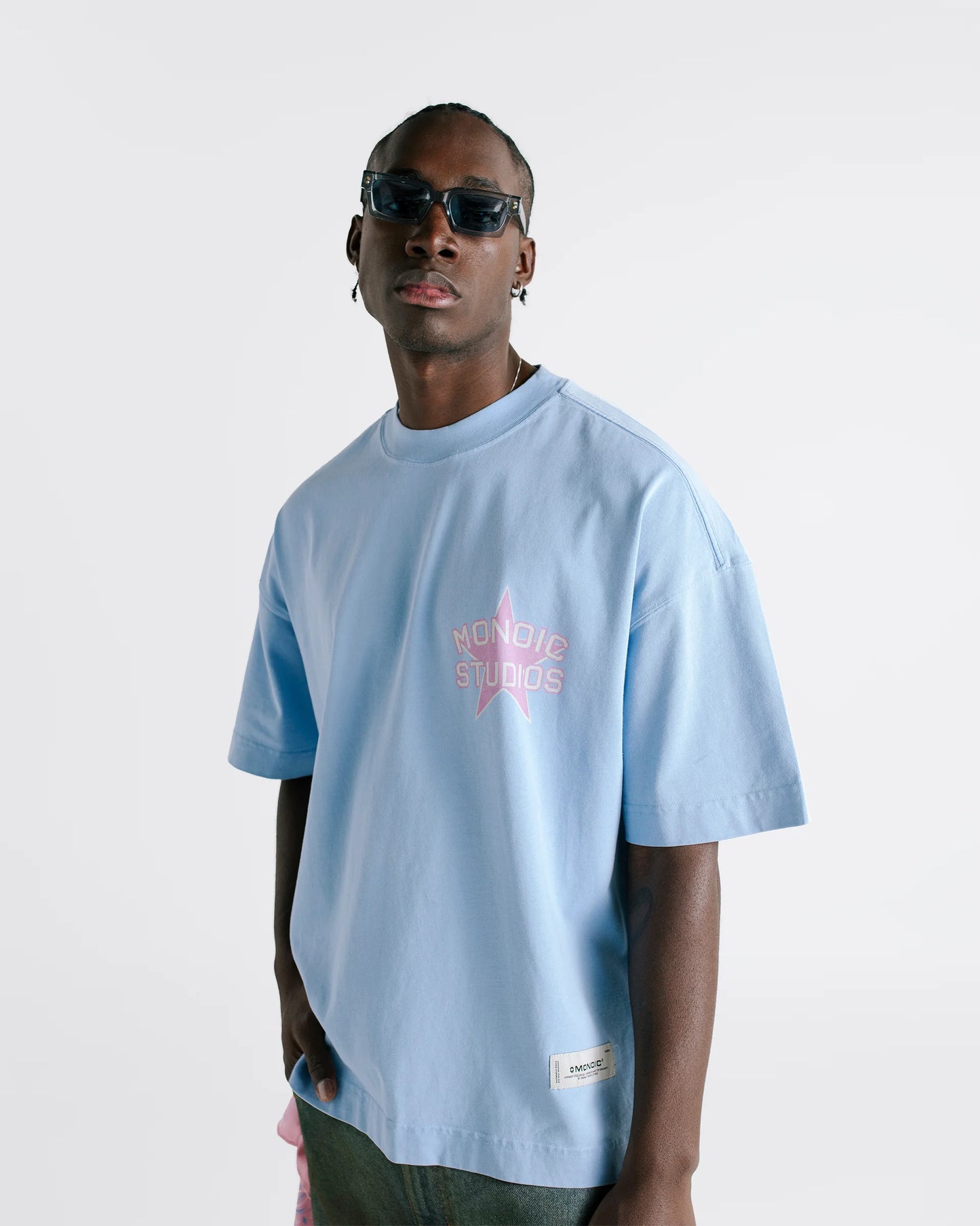 SUNSET DREAMS T-SHIRT LIGHT BLUE - FRONT OF