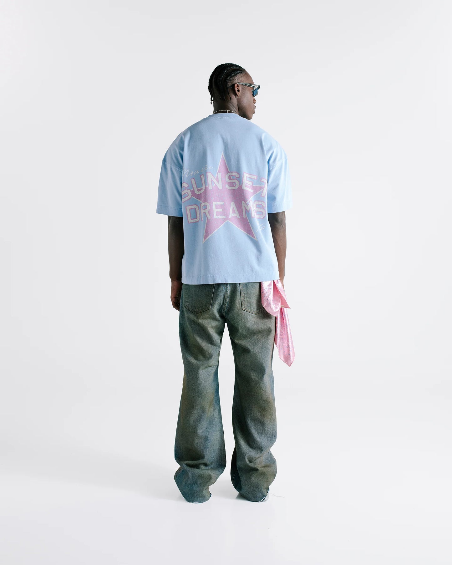 SUNSET DREAMS T-SHIRT LIGHT BLUE - FRONT OF