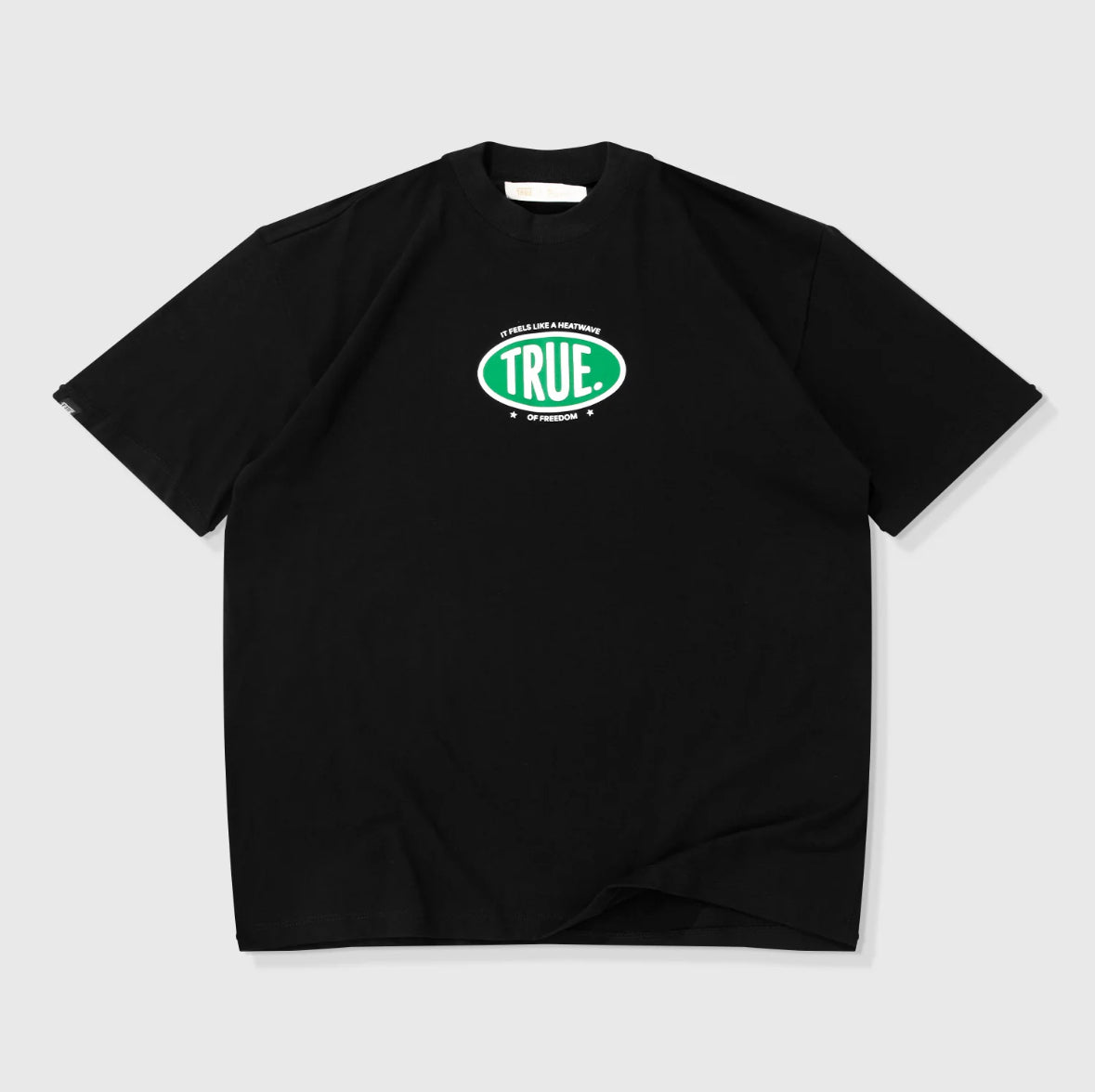 HEATWAVE OVERSIZED T-SHIRT BLACK - FRONT OF